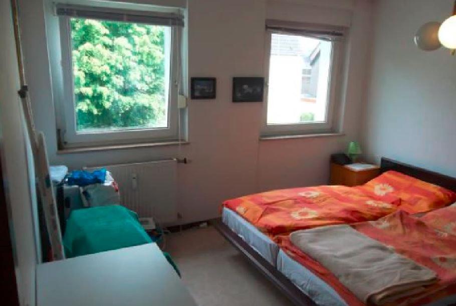 Duesseldorf - Separates, Privates Zimmer Exterior foto